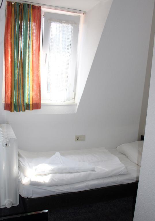 City Hotel Meesenburg Wurzburg Room photo